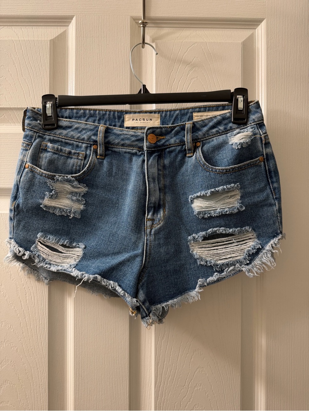 PacSun Women's Medium Blue Distressed Denim Shorts high rise